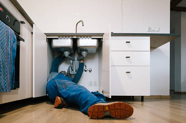 Professional Leak Detection technician working in Lyndell, PA
